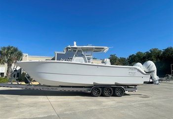 2022 Invincible 33 Catamaran Boat